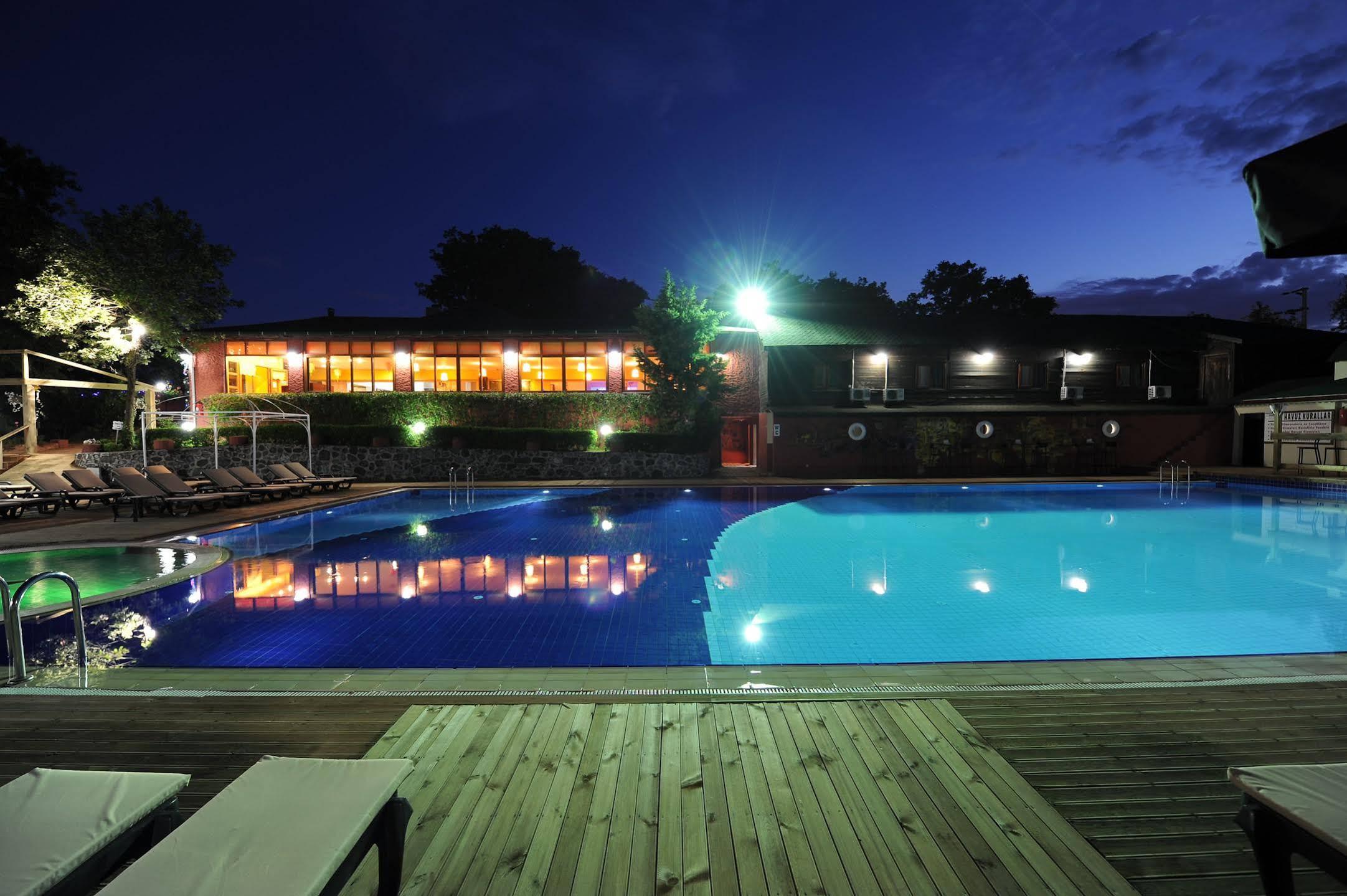 Green House Garden Park Hotel Cumhuriyet Екстериор снимка