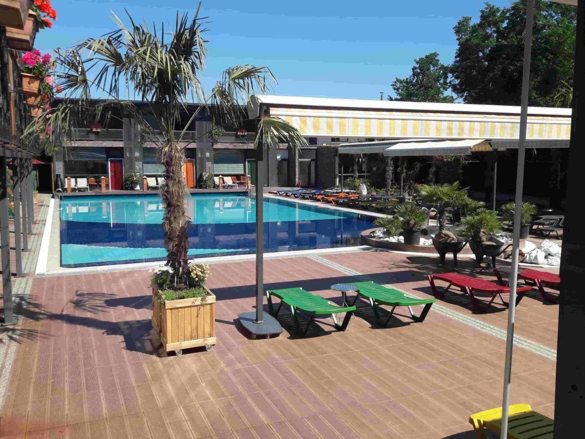 Green House Garden Park Hotel Cumhuriyet Екстериор снимка